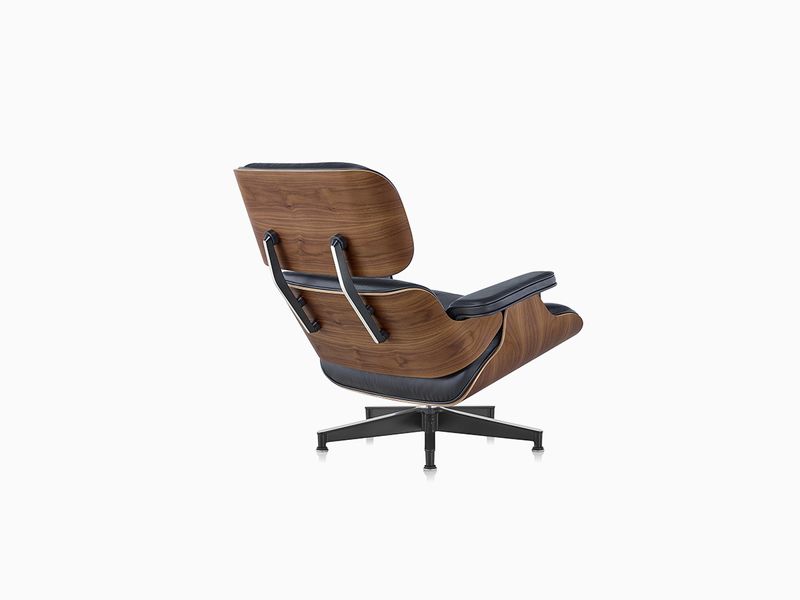 Poltrona-Charles-Eames-preta_frente