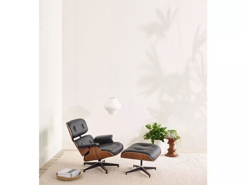 Poltrona-Charles-Eames-preta_frente