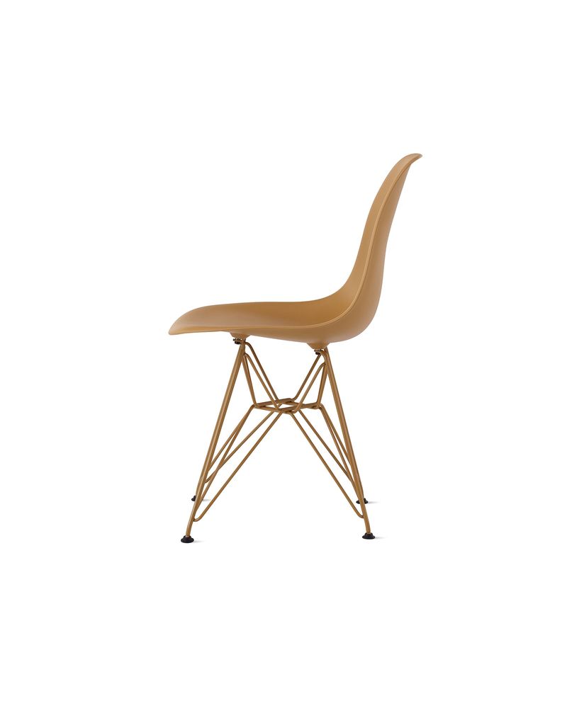 DSC.-0004-Cadeira-Eames-de-Plastico-Moldado-Caramelo_2