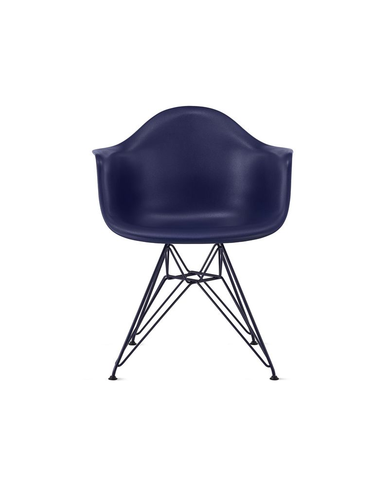 HIAC.MNT-Cadeira-Eames-de-plastico-Moldado-com-bracos-Azul-Marinho_1