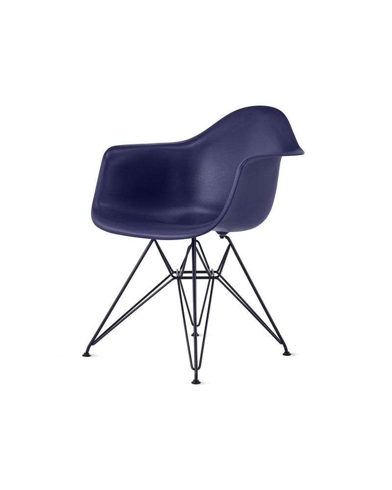 HIAC.MNT-Cadeira-Eames-de-plastico-Moldado-com-bracos-Azul-Marinho_2